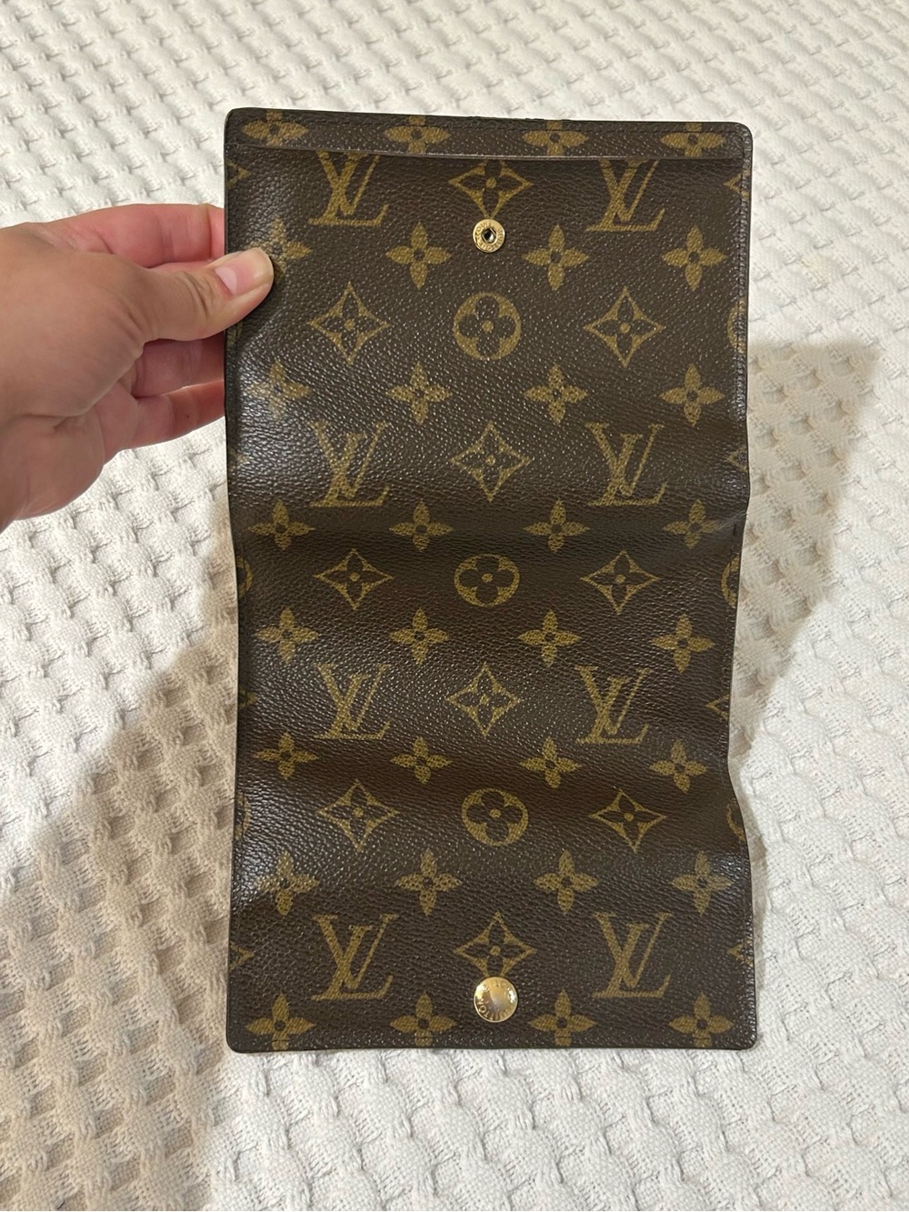 Louis Vuitton Monogram Alexandra Wallet - Picture 10 of 13